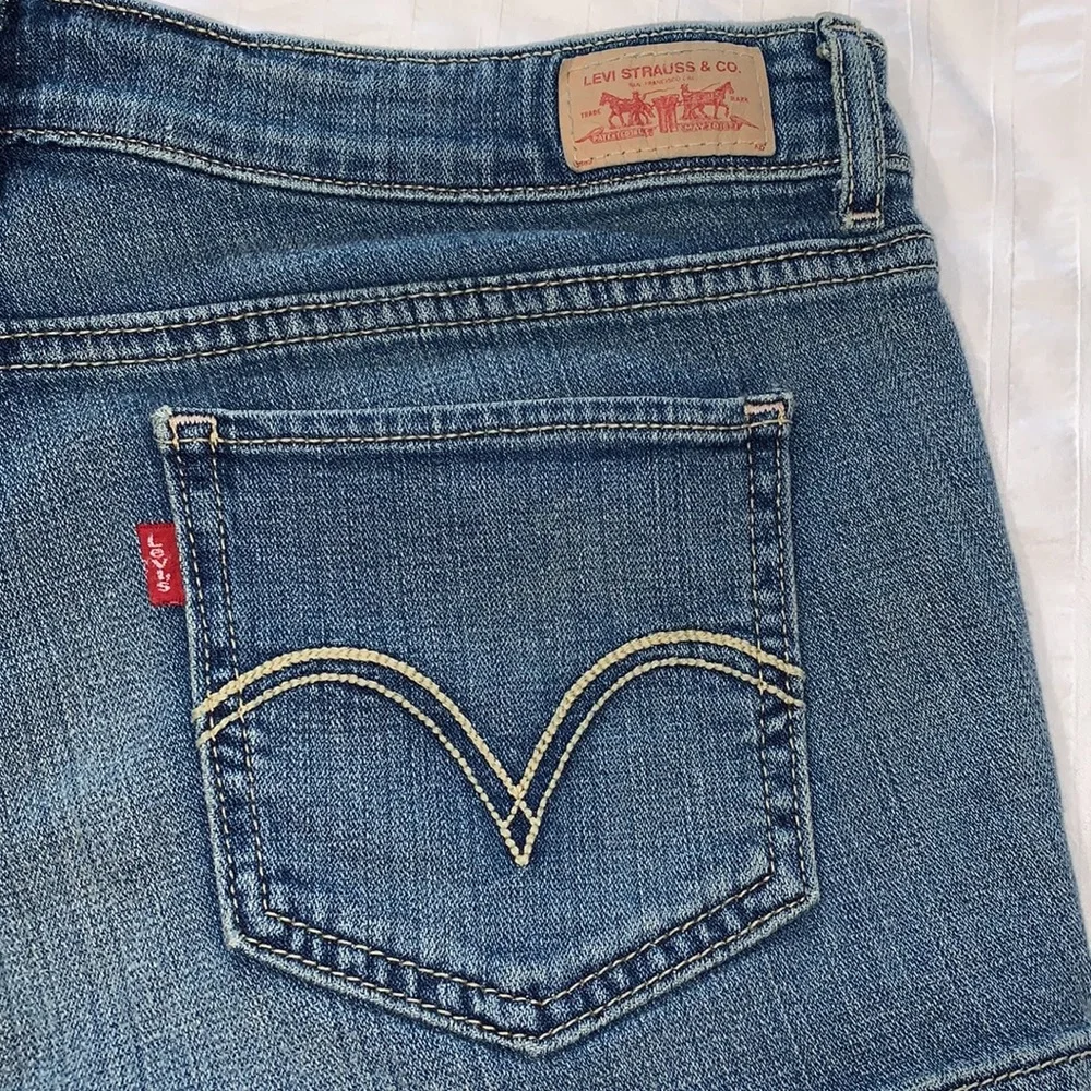 LEVI'S denim shorts